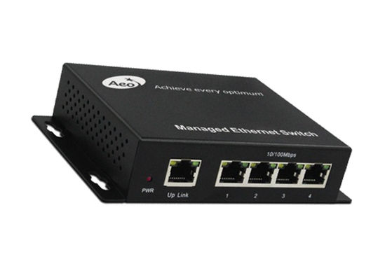 1 interruptor portuário dos ethernet do ponto de entrada do Uplink 4